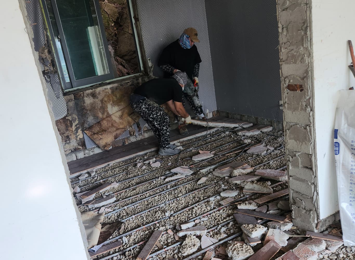 철거 진행 모습1