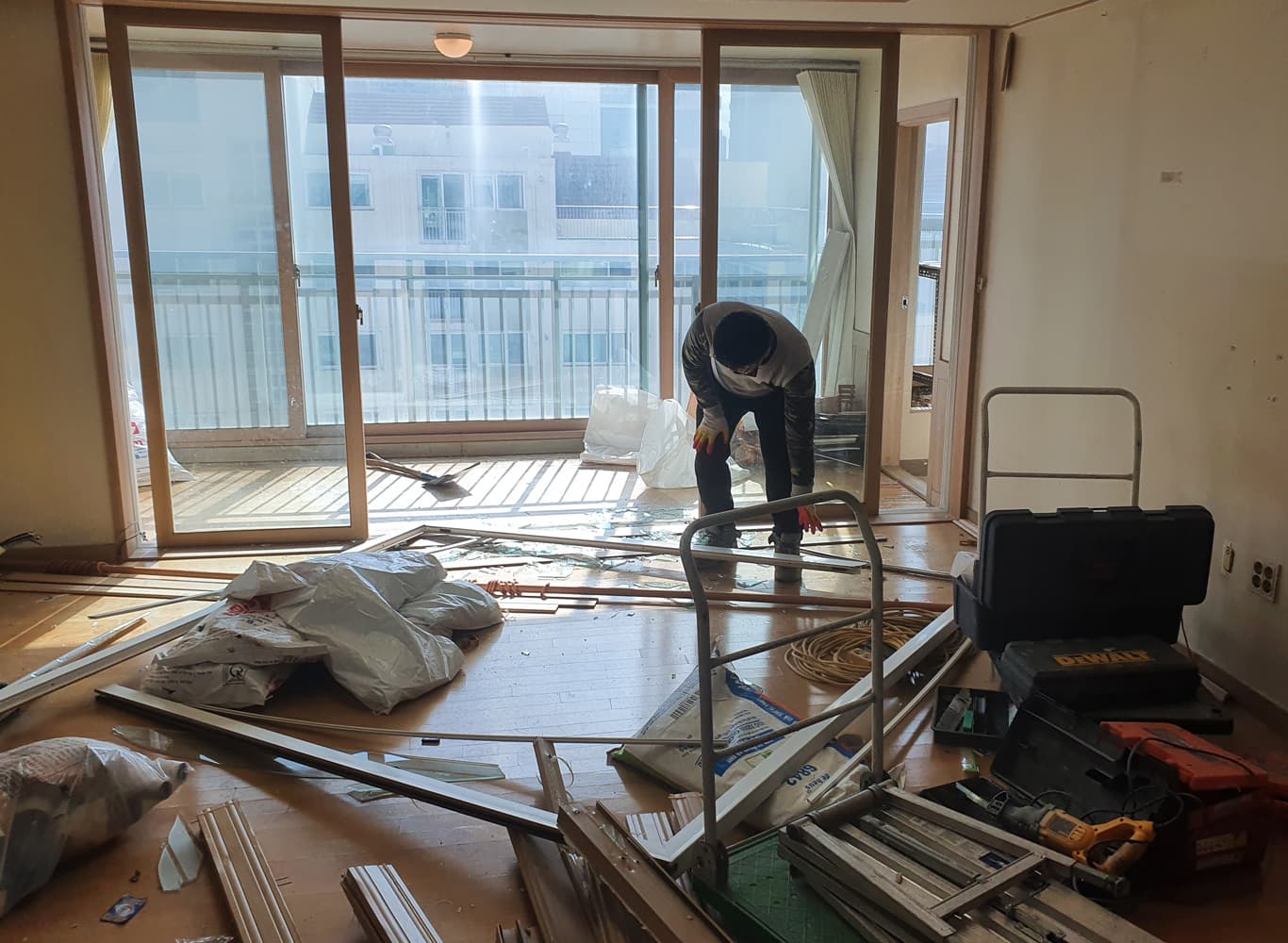 철거 진행 모습1